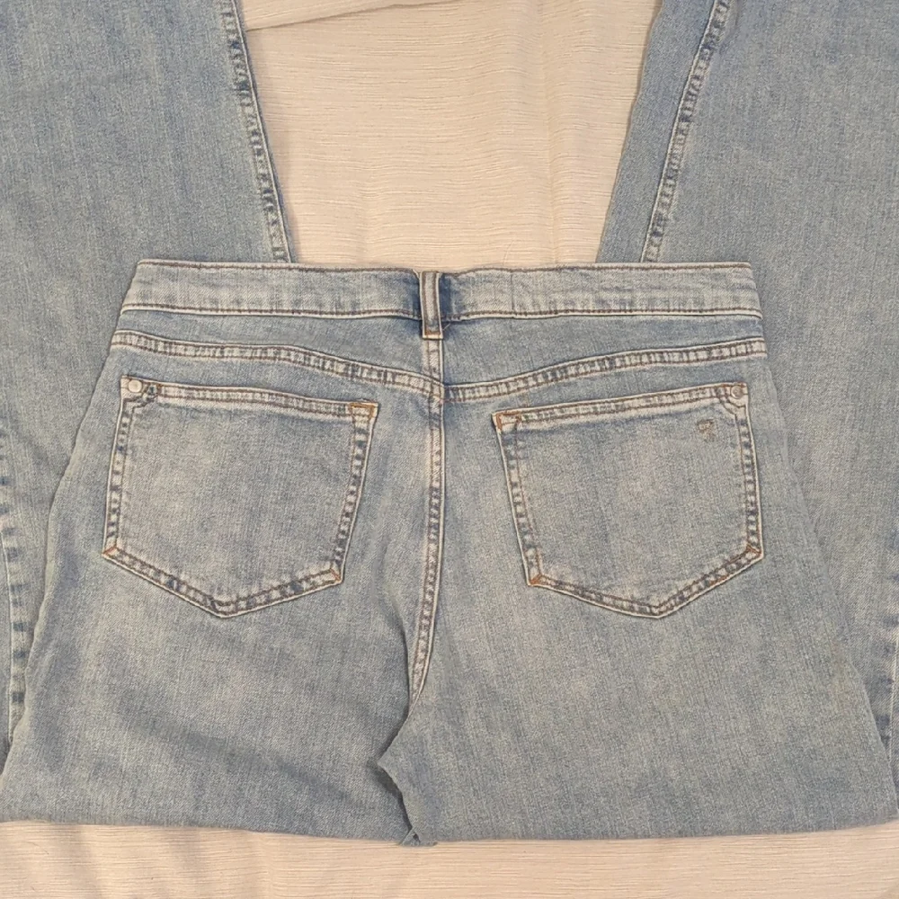 Pilcro Light Blue Denim Jeans - Picture 5 of 6